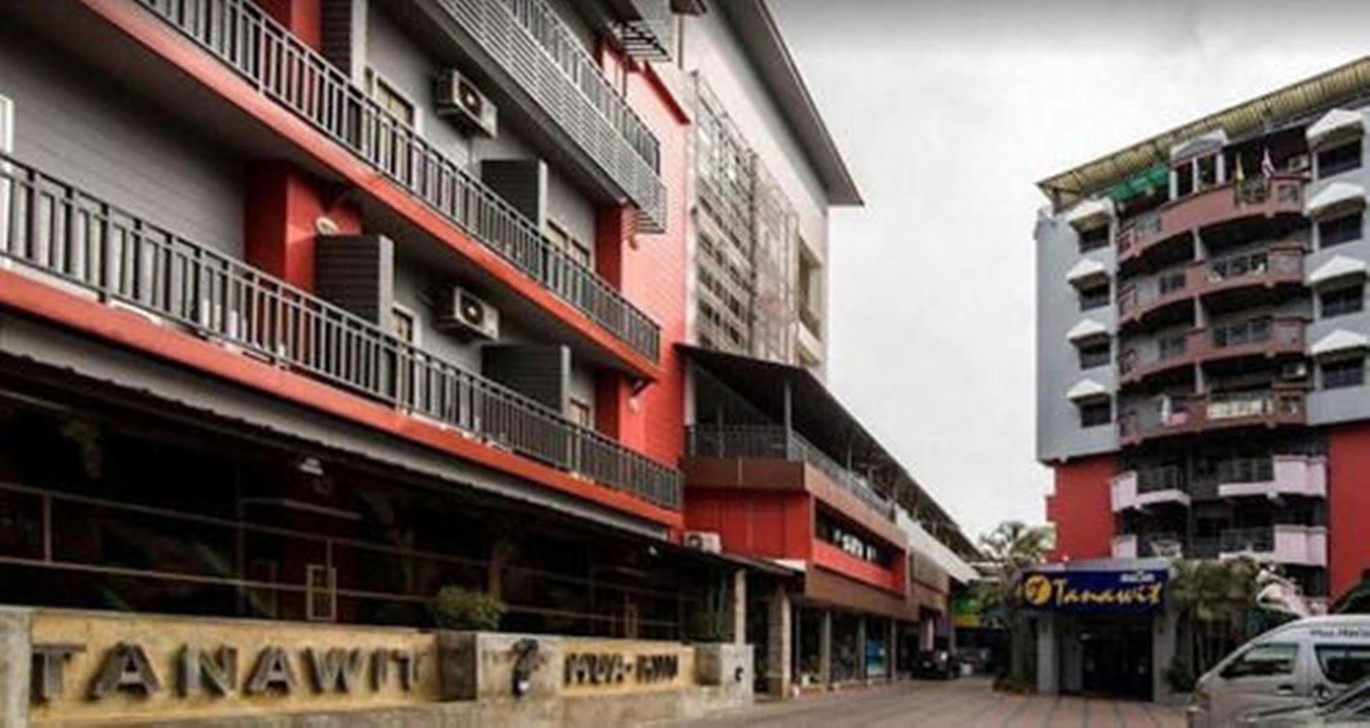Tanawit Hotel & Spa HHQ Exterior foto