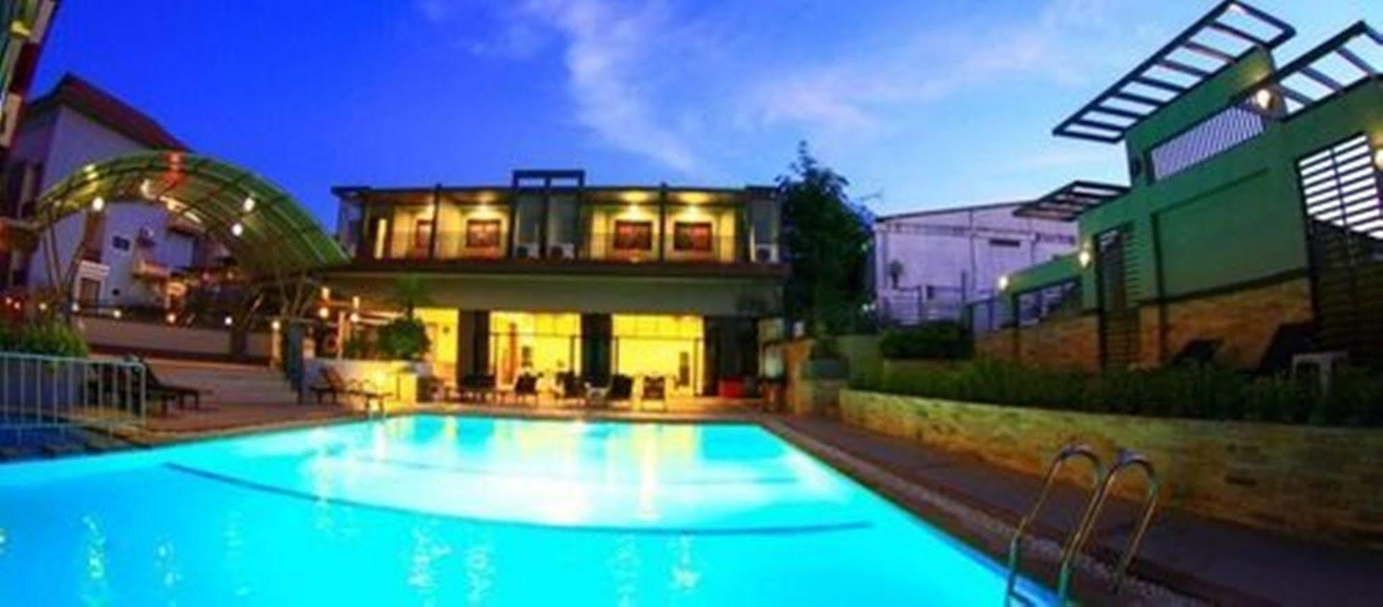 Tanawit Hotel & Spa HHQ Exterior foto